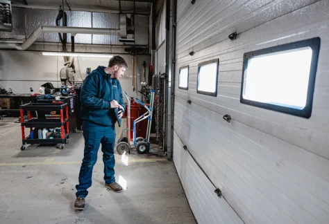 Commercial Garage Door Won’t Open: Troubleshooting Guide